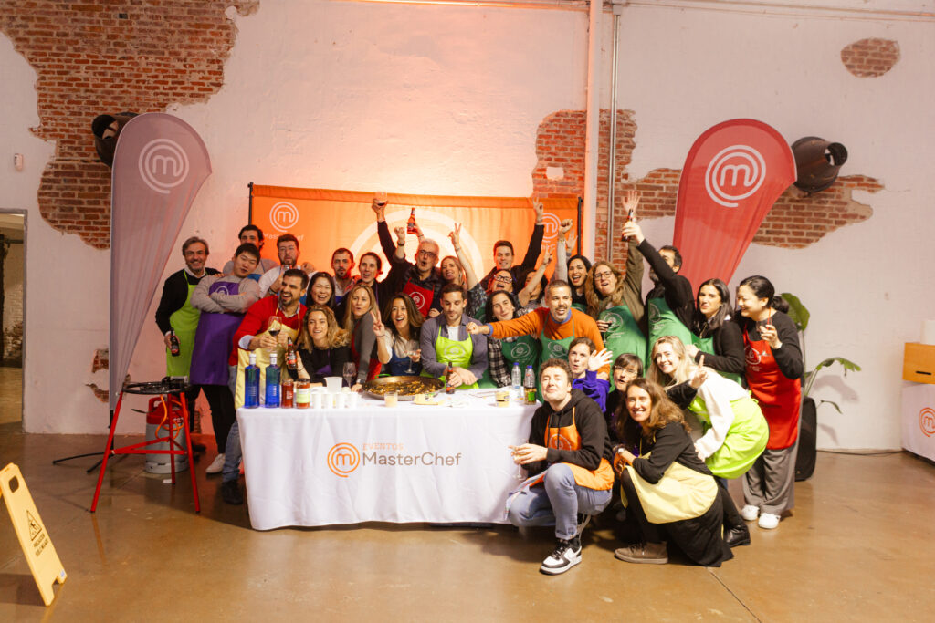 Más allá de la cena de empresa: cómo crear una experiencia de Navidad que el equipo recuerde